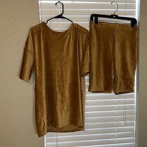 Gold Velvet Set